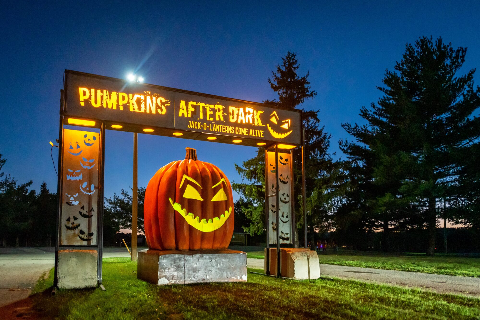 Pumpkins After Dark (Family Fun Calgary)