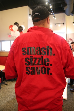 smashburger_smash_sizzle_sabor