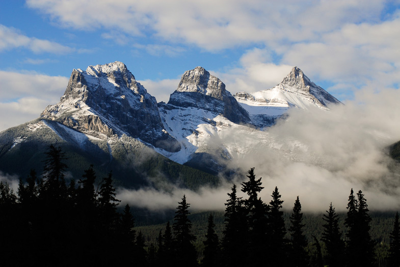 three sisters canmore