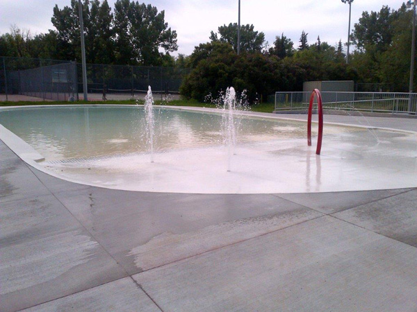 Stanley Park Outdoor Pool, Calgary AB