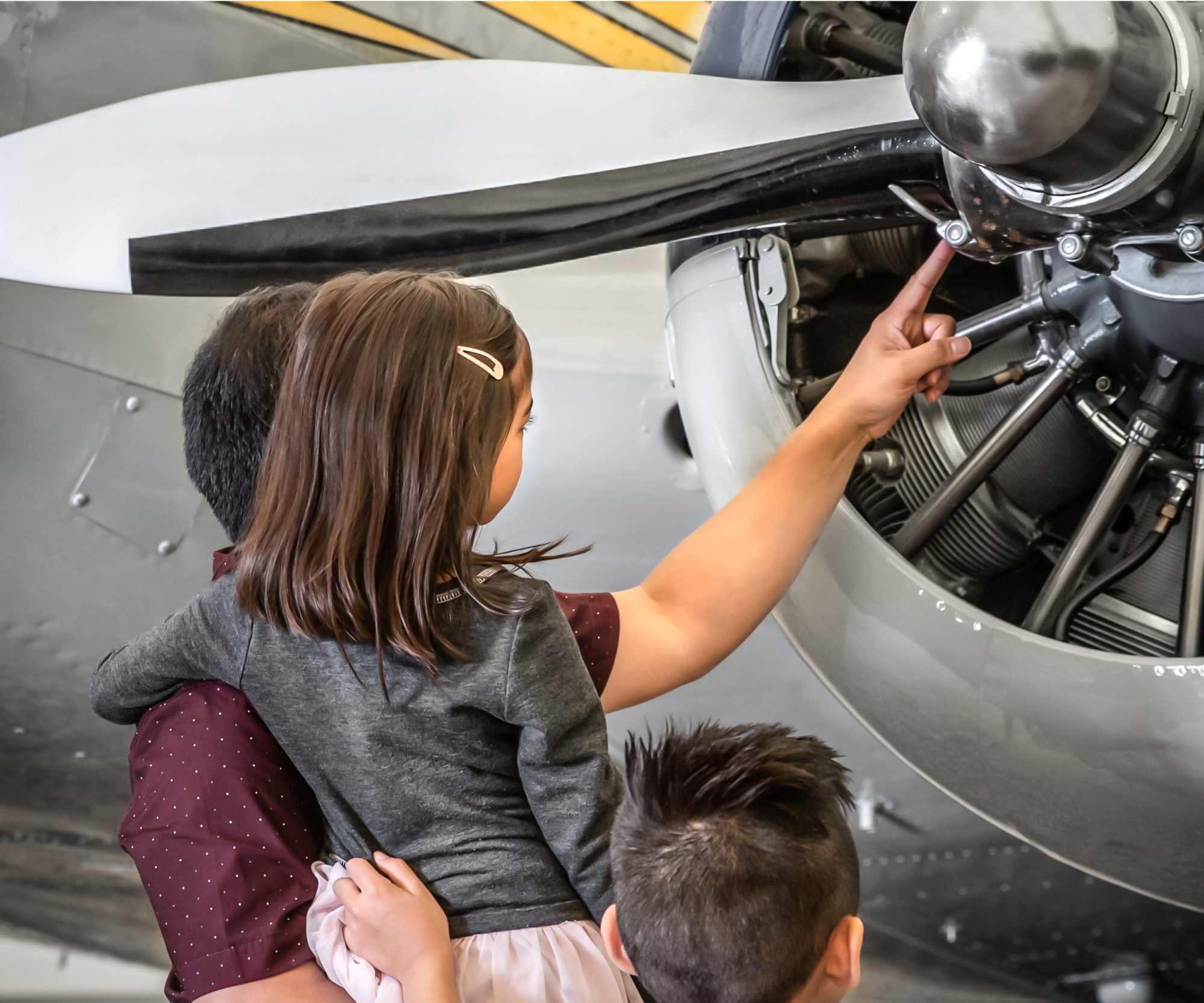 Experiência de presente no Hangar Flight Museum (Family Fun Calgary)