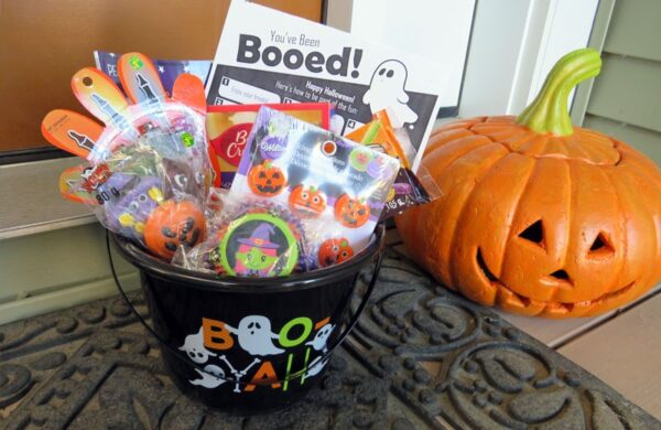 BOO Your Neighbour (Family Fun Calgary)