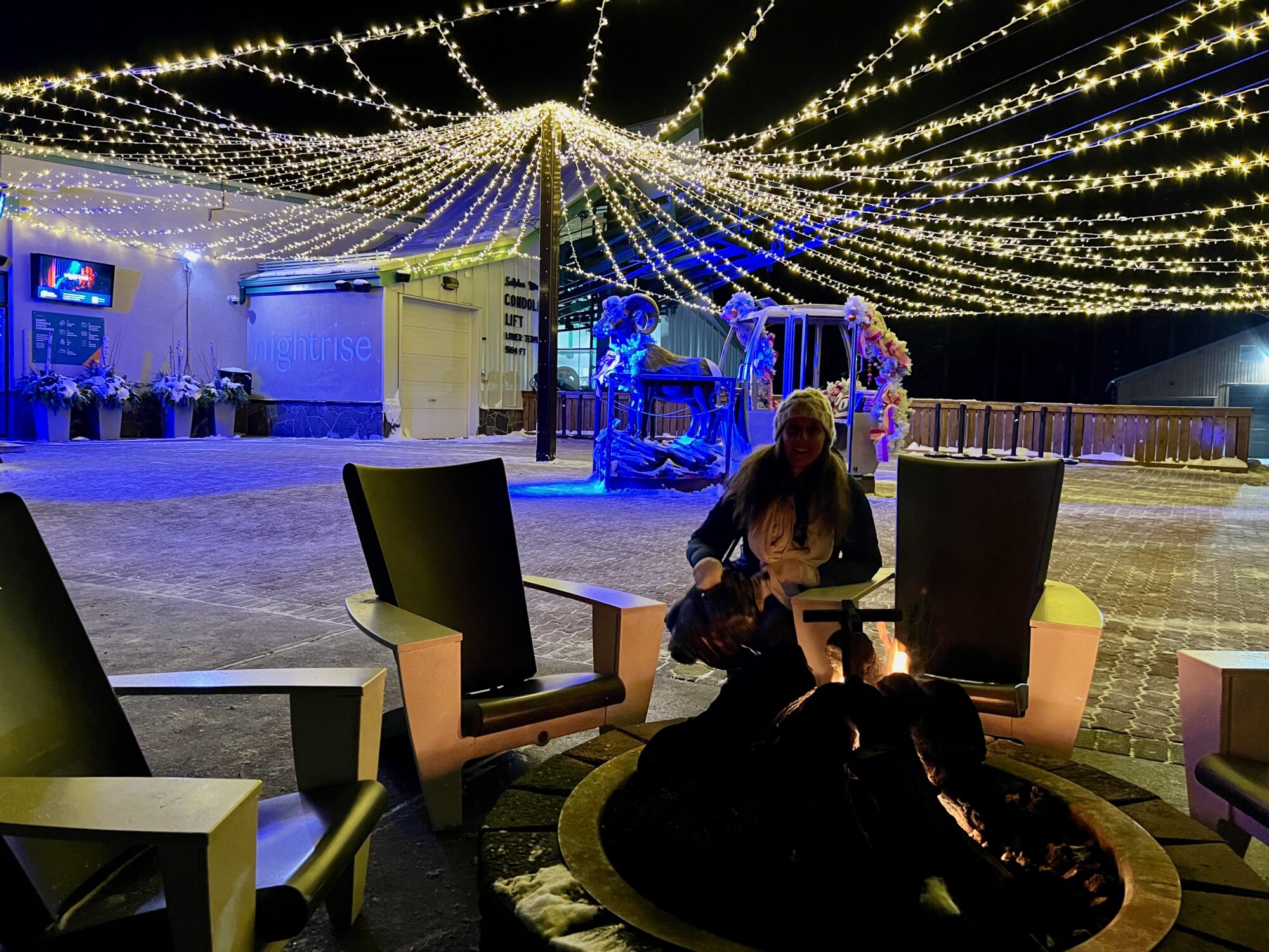 Banff Gondola Nightrise (Family Fun Calgary)