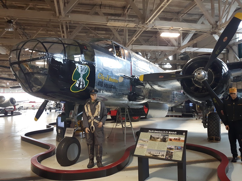 Foto do Museu de Aviação de Alberta Nerissa McNaughton