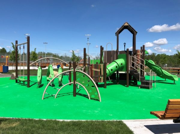 Spray Park und Spielplatz in Ardrossan