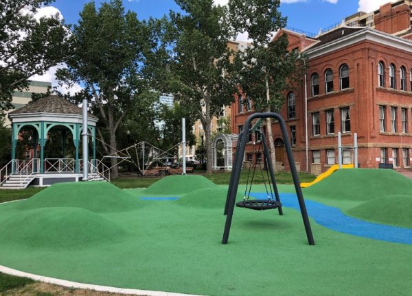 Aire de jeux de l'école de l'avenue McKay