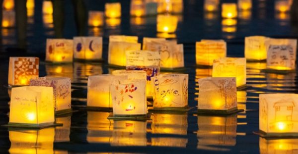 festival des lanternes d'eau d'edmonton