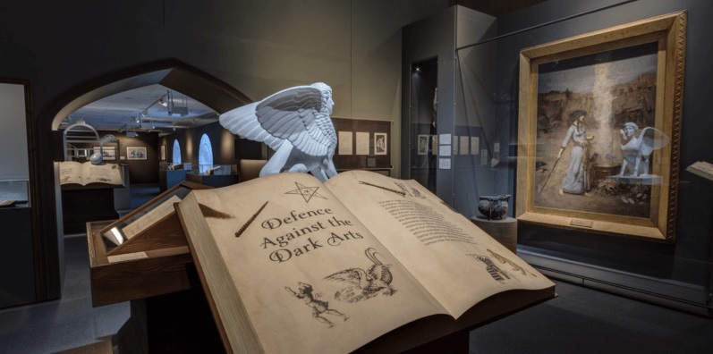 Harry Potter A History of Magic
