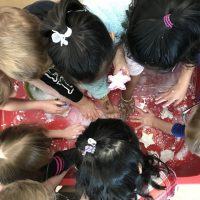 Discovery Place Donald R. Getty Preschool offre des expériences d'apprentissage pratiques