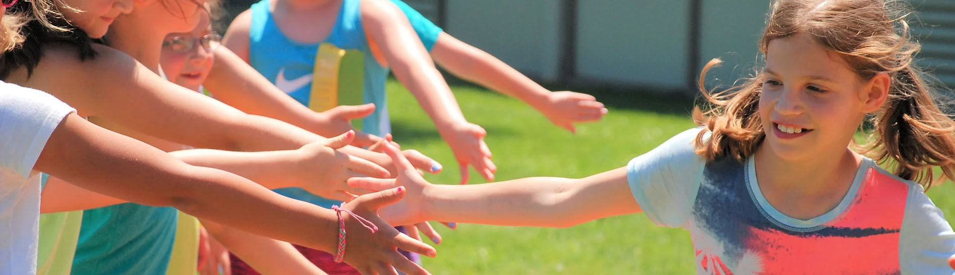 Girl Strong MultiSport Summer Camp para meninas! Diversão em Família