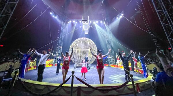 Final del Real Circo Internacional Canadiense