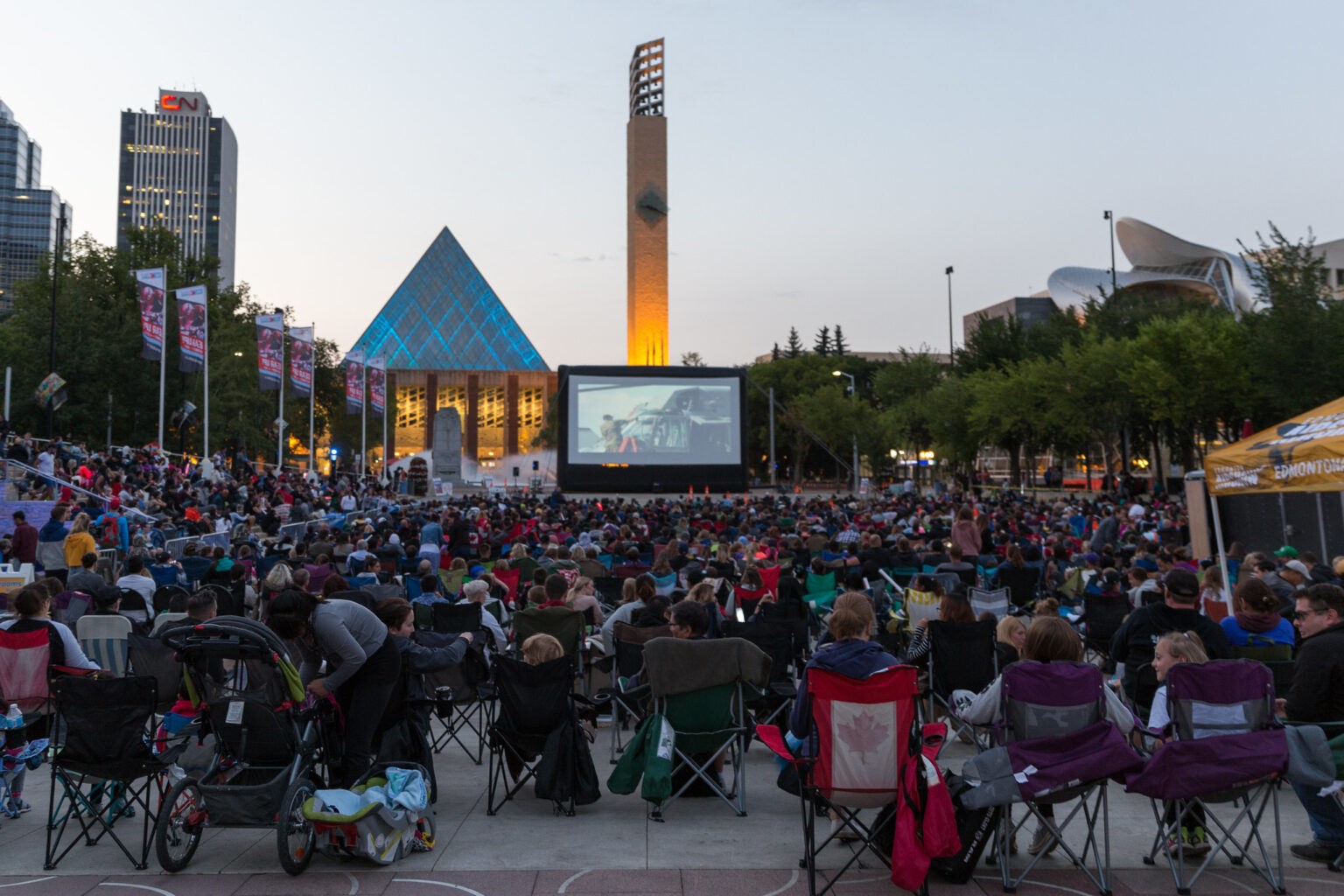 Filmes na Praça