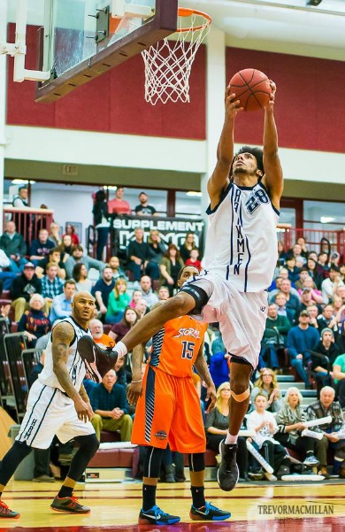 Victoire des Rainmen d'Halifax