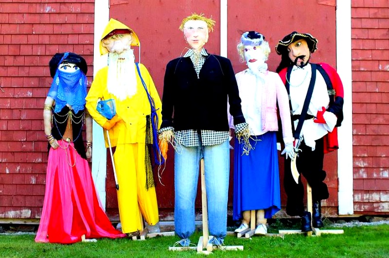 Mahone Bay Scarecrow Festival