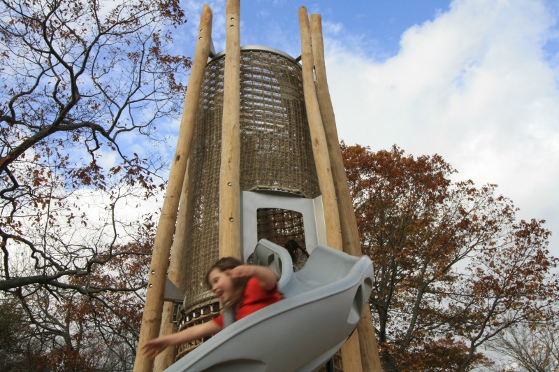 Der Spielplatz Earthscape Dingle, Sir Sanford Fleming Park, Halifax, Nova Scotia