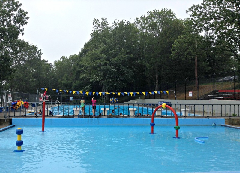 Piscina del Club de Leones de Bedford, foto de Helen Earley