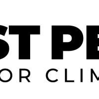 東峰攀岩