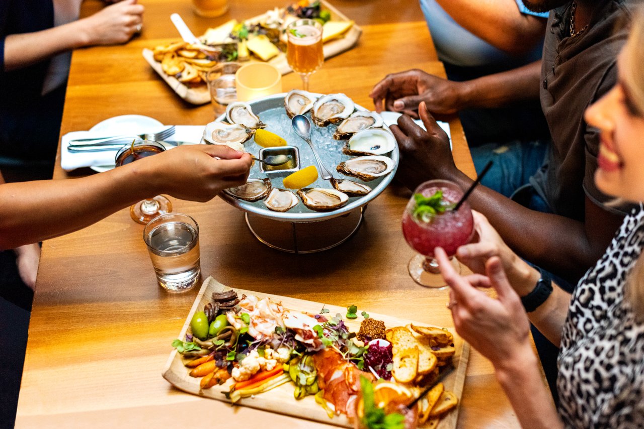 Cenar en Halifax con niños