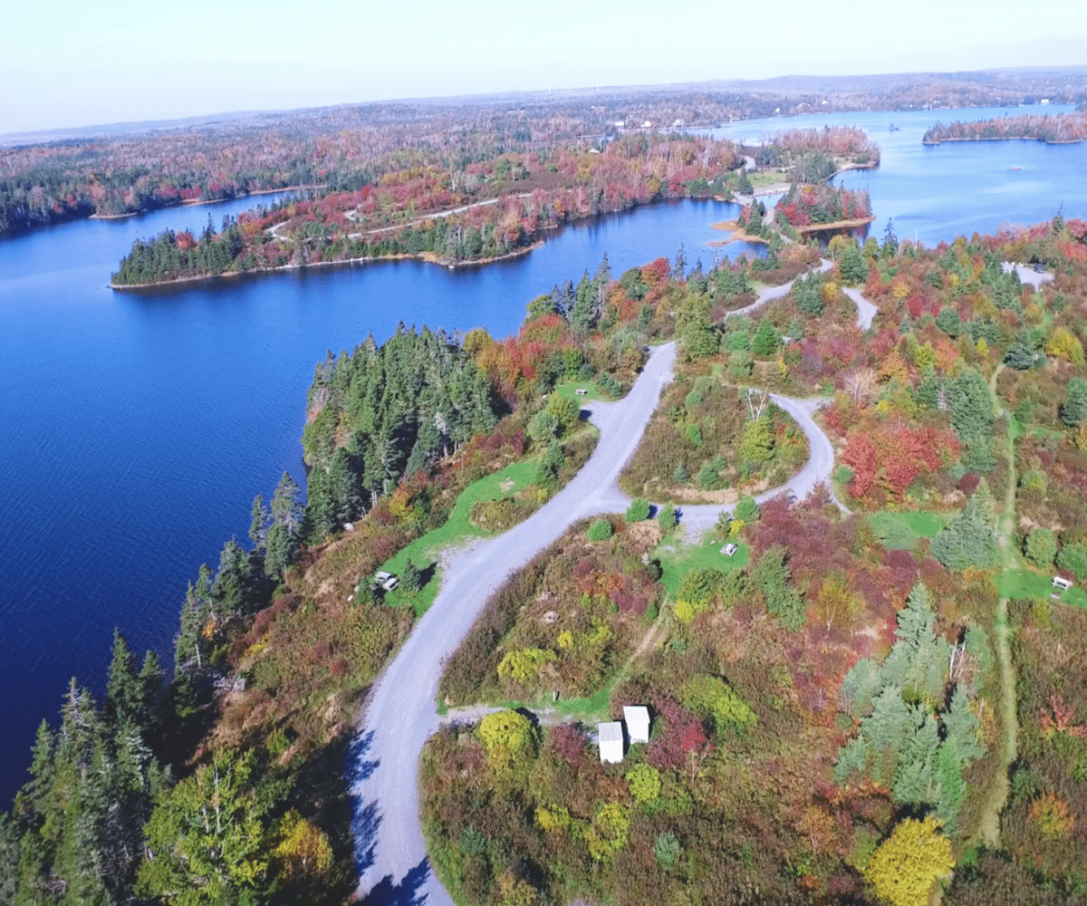 Acampamento Porters Lake