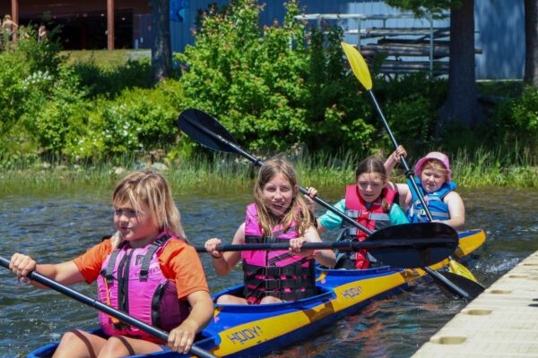 Campamentos de verano del Sackawa Canoe Club (diversión familiar en Halifax)