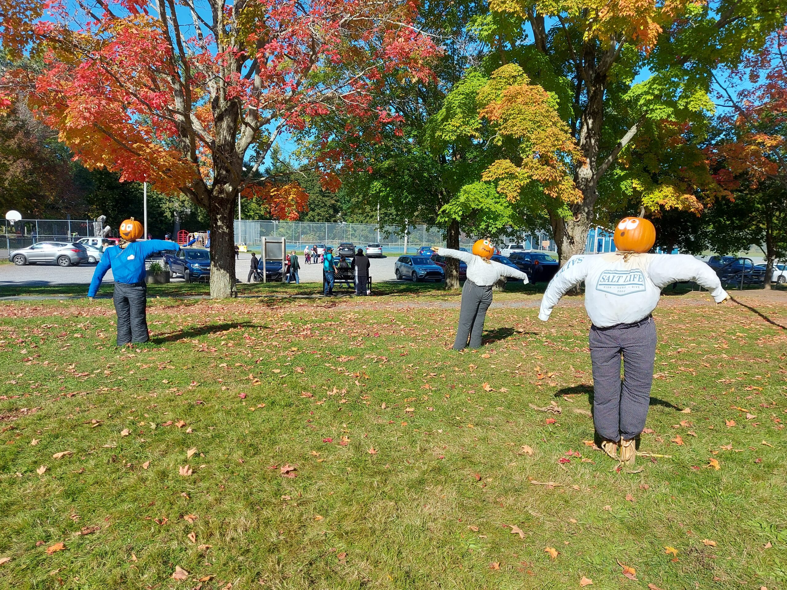 Kentville Pumpkin People