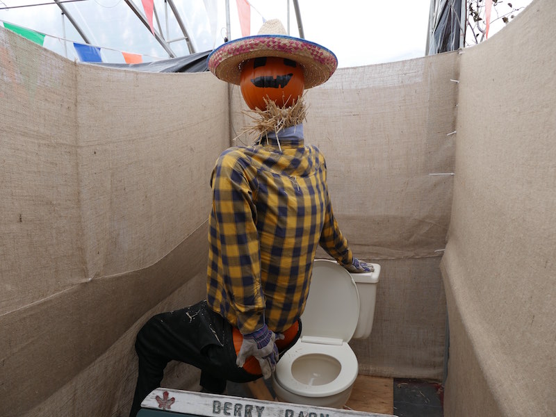 Berry Barn Halloween Kid Zone Maze Entertaining And Not Berry Scary