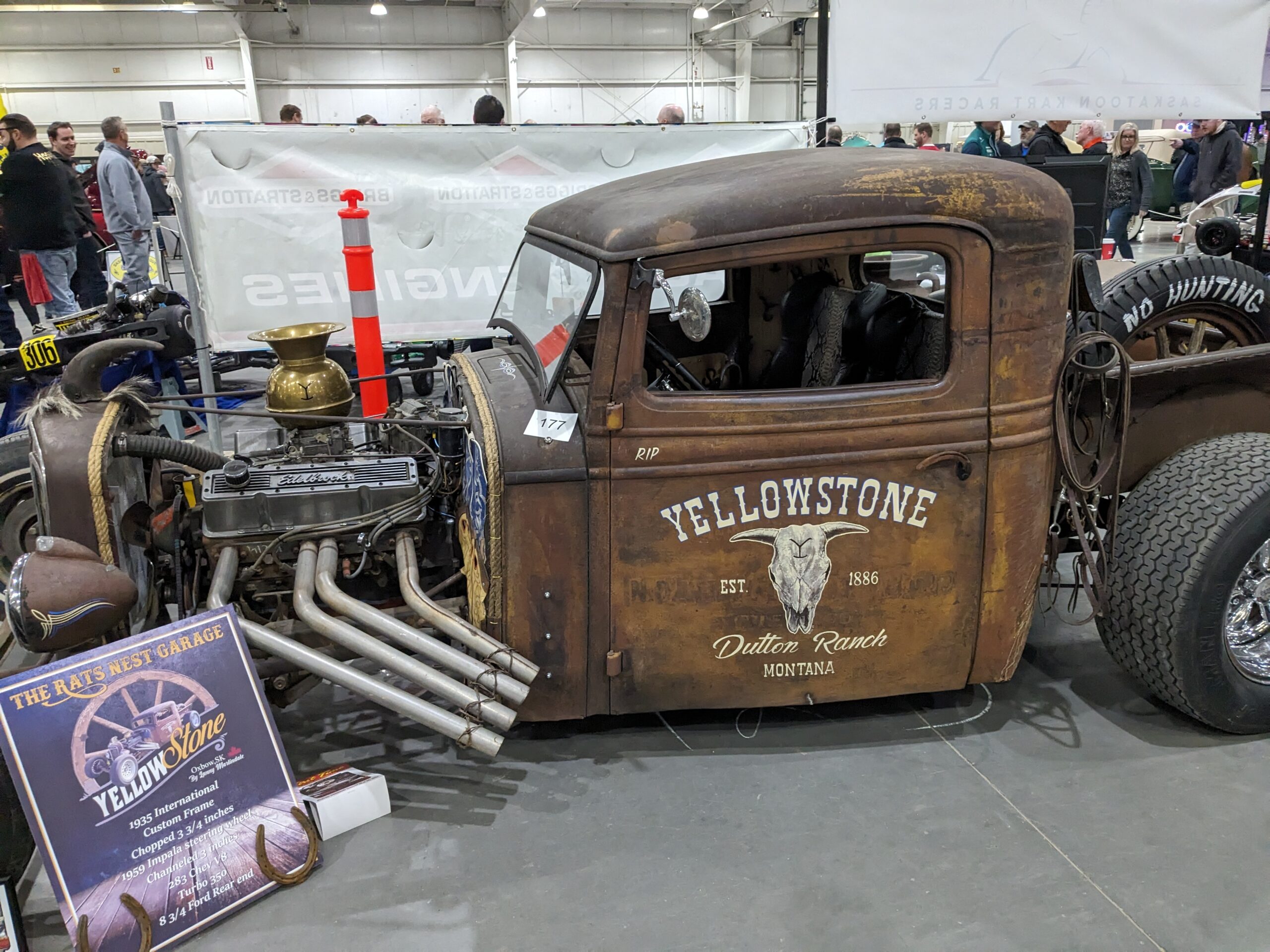 Draggins Rod Custom Car Show