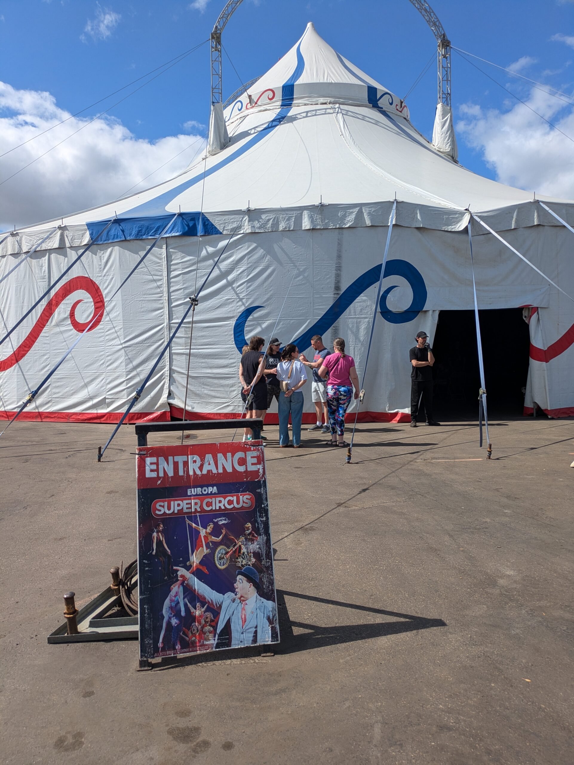 Fun at Europa Super Circus