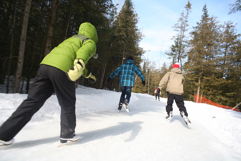 Patinação no gelo em MacGregor Point