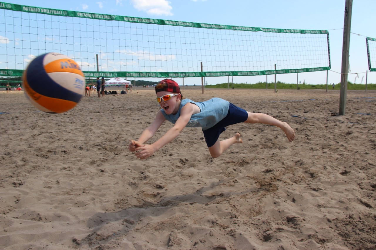 Phoenix Volleyball Summer Camp Dive