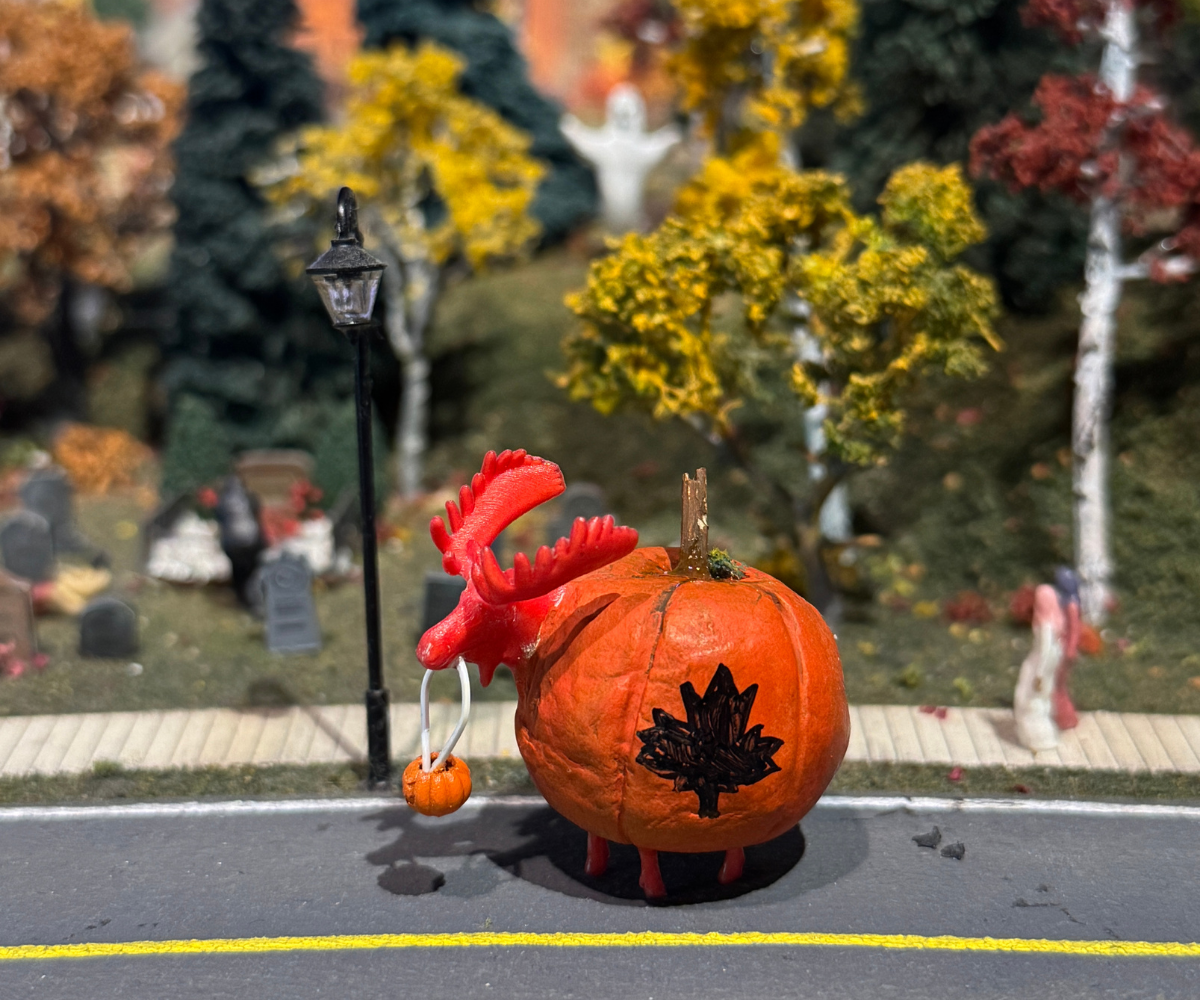 Little Canada Halloween Moose
