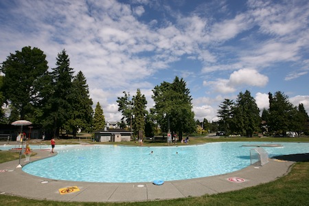 Piscina del parque Maple Grove