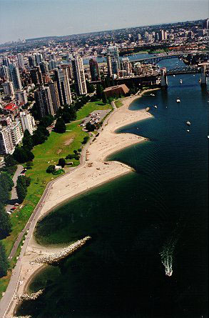 playa al atardecer