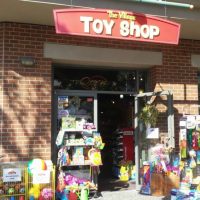 The Village Toy Shop en Port Moody