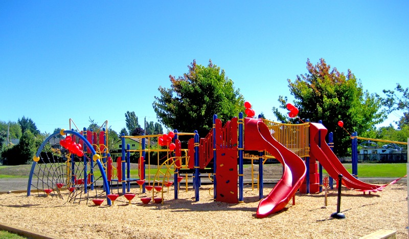 Woodward Elementary Playground - Habitat Systems Inc
