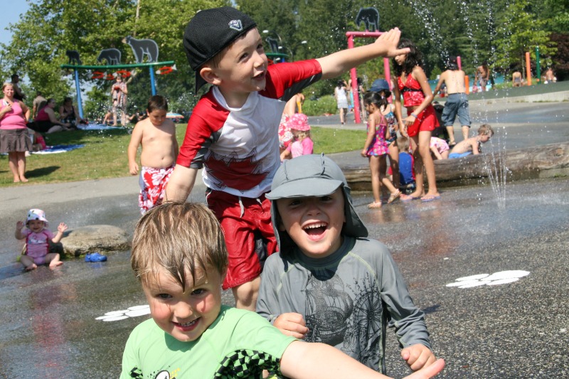 Beste Spielplatz-Wasserpark-Kombinationen: Bear Creek Park