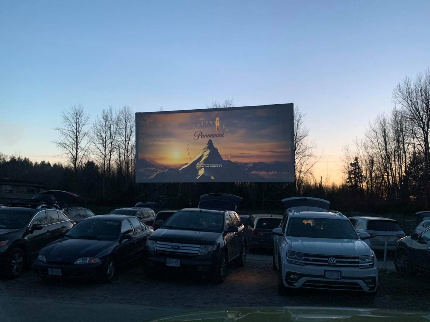 映画館のトワイライトドライブ