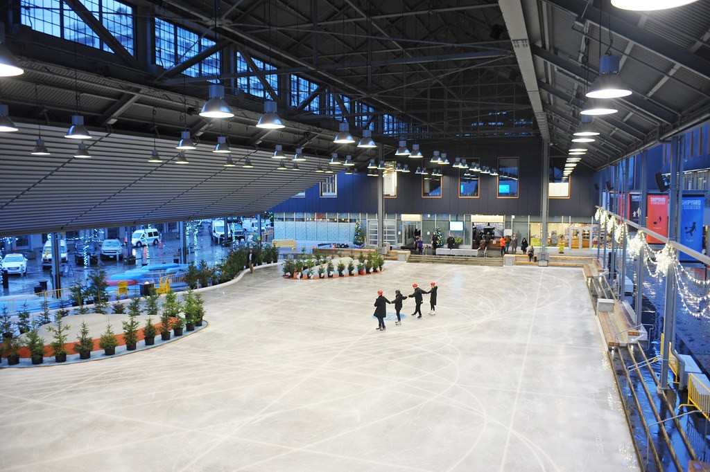 Shipyards Skate Plaza (Family Fun Vancouver)