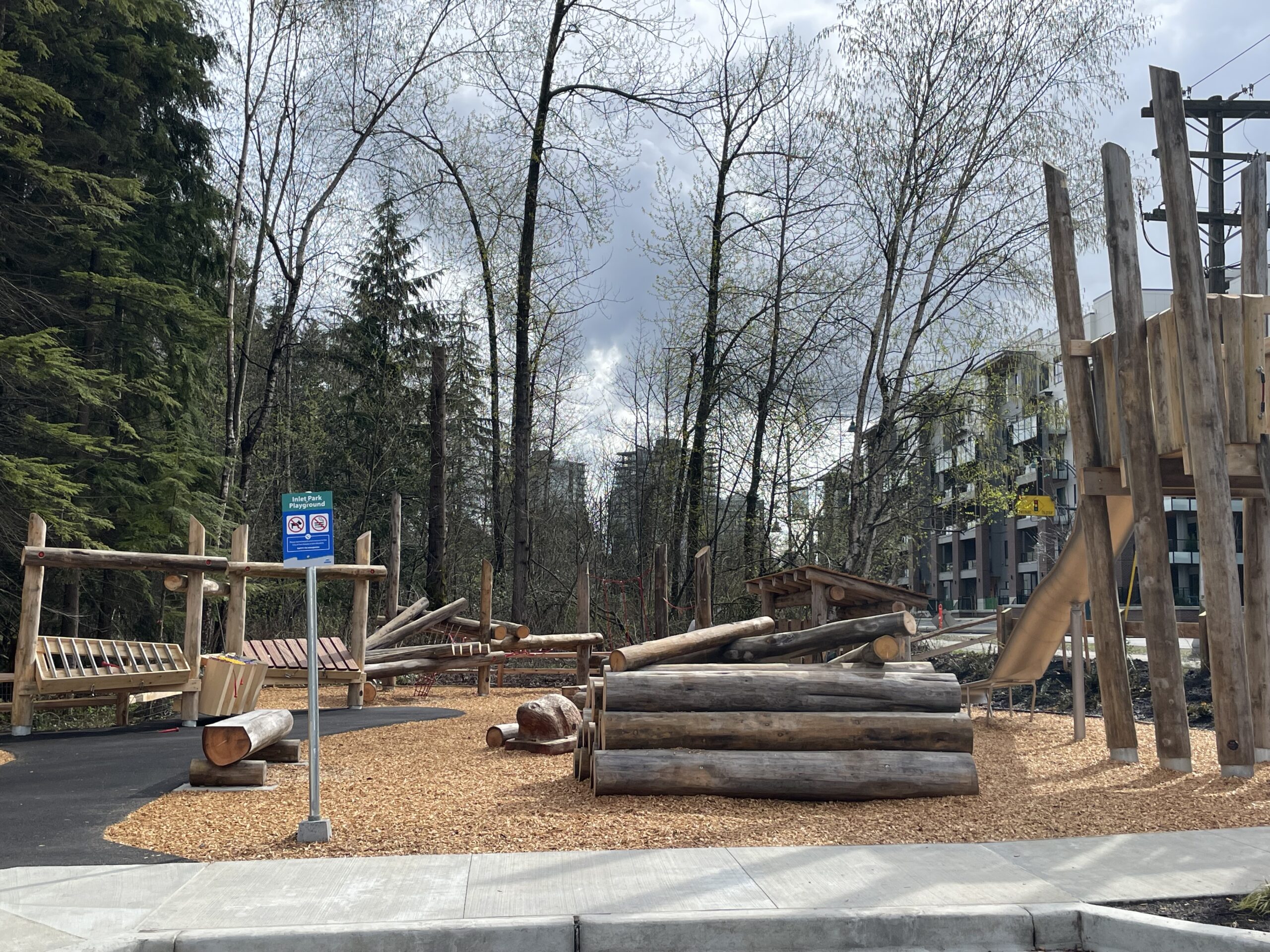 Imagem em destaque do Inlet Park Port Moody