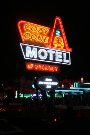 Cars_Land_Cozy_Cone_Motel_Night