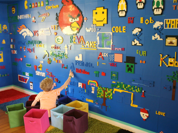 Grand_Wailea_LEGO_wall