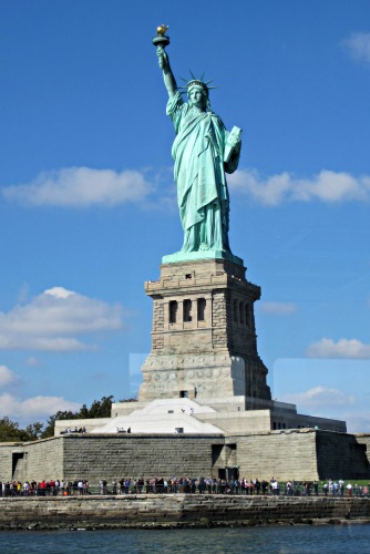 Introvert-guide-NYC-statue-liberty
