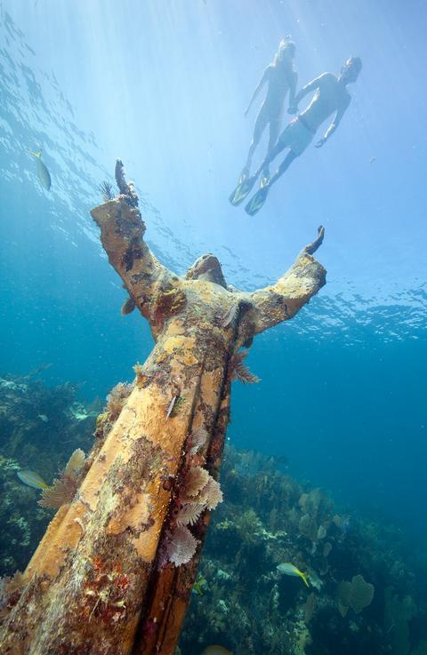 Cristo del Abismo Cayo Largo Foto de Stephen Frink Florida Keys News Bureau