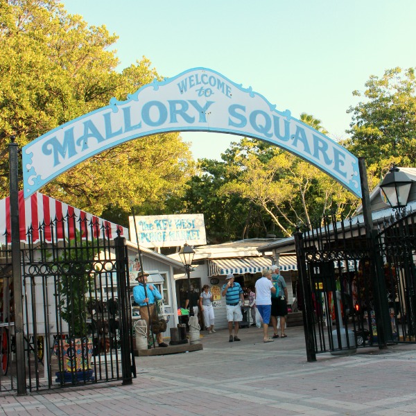 Plaza Mallory Cayo Hueso