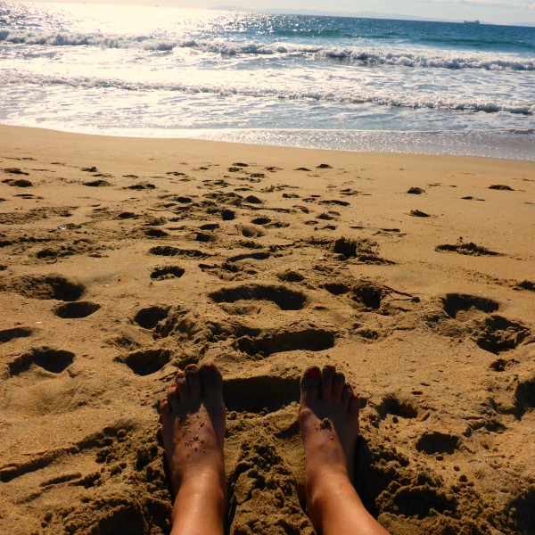 Les orteils dans le sable californien