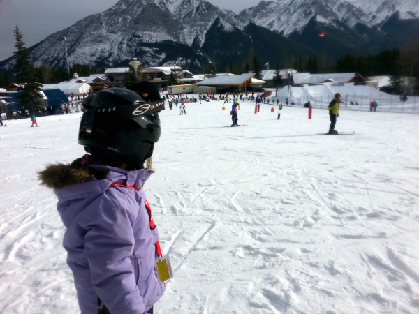Nakiska 滑雪场是学习滑雪的好地方。