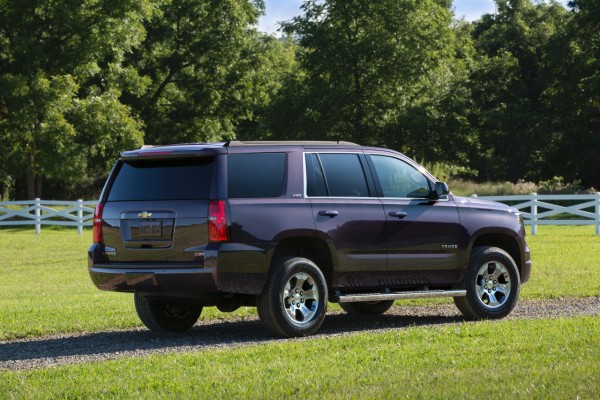 子供とのロードトリップのための5つの技術的なヒント-2015ChevyTahoe