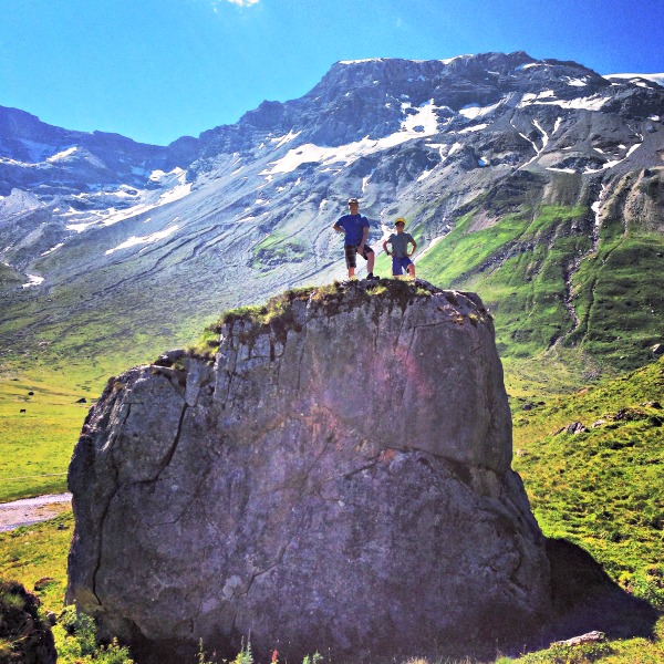 Viajar con adolescentes puede ser increíblemente divertido, si planifica su viaje sabiamente