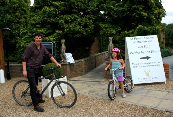 Oakley Court Hotel Bike hire Windsor