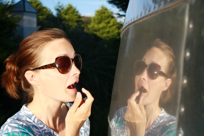 Photo de rouge à lèvres Airstream Safari par Kate Green et Helen Earley